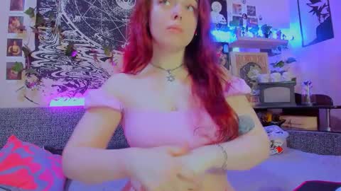 Snapshot of fearlessdiva_x chatting on March 3, 1:23 am Diva online show from March 3, 1:23 am