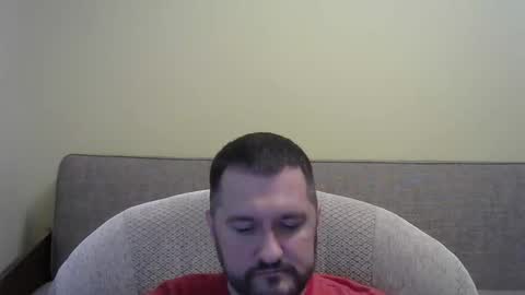 Snapshot of feb82 chatting on May 8, 1:05 pm feb82 online show from May 8, 1:05 pm