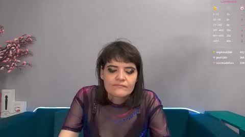 Laura online show from September 26, 3:43 am