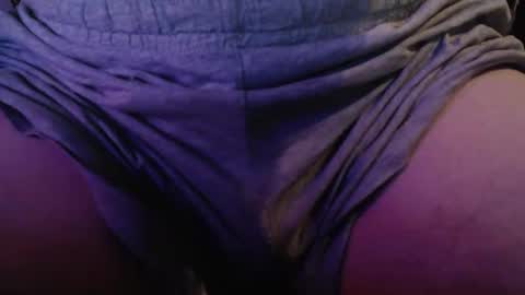 feet_lover3333 online show from January 11, 7:30 pm
