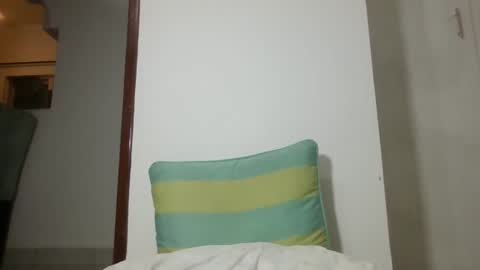 feetlovely507541 online show from May 4, 6:04 pm