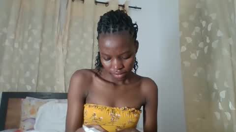 feetlovely507541 online show from May 19, 7:53 pm