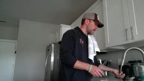 Snapshot of feetlovergh2 chatting on April 30, 3:29 pm Ethan Slayher online show from April 30, 3:29 pm