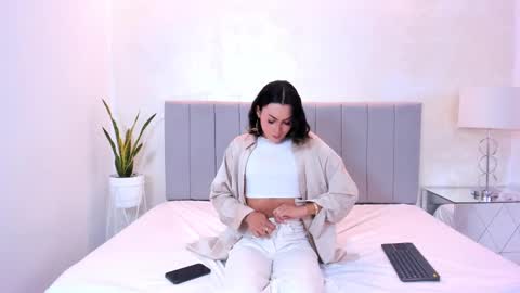 felicia_whitee online show from September 16, 2:29 pm