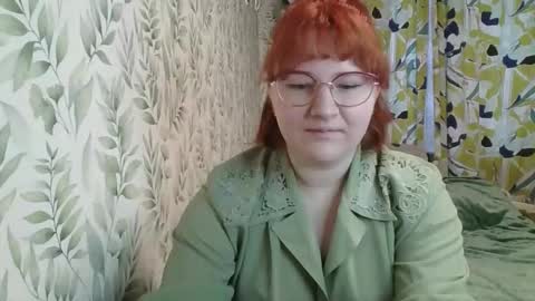 Snapshot of felicity_play chatting on February 25, 6:01 am felicity_play online show from February 25, 6:01 am