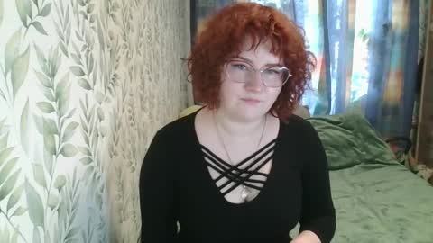 Snapshot of felicity_play chatting on April 3, 6:00 am felicity_play online show from April 3, 6:00 am