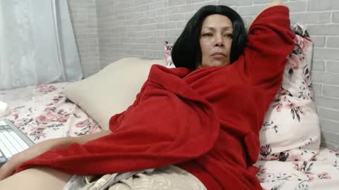 Snapshot of felina_hot chatting on March 12, 5:24 am Felina Hot online show from March 12, 5:24 am