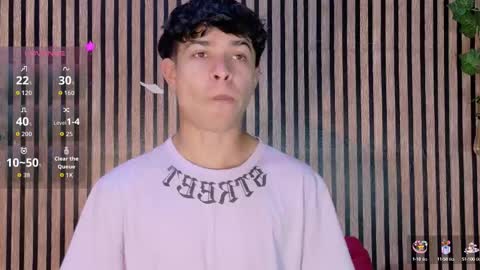 felipe_boy_18 online show from October 7, 3:04 am