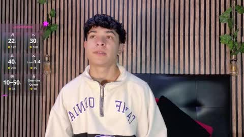 felipe_boy_18 online show from October 12, 3:38 am