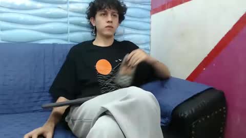 Felipe Browns online show from January 12, 1:37 pm