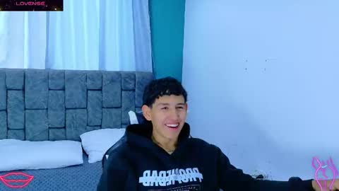 felipehotgonzalez online show from January 15, 12:32 pm