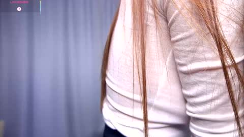 Snapshot of felissiany chatting on October 16, 4:35 am Hello im Nova online show from October 16, 4:35 am