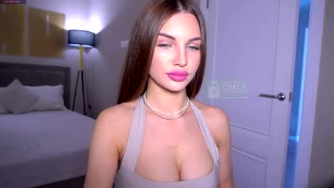 Hello im Nova online show from May 13, 1:14 am
