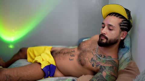 Snapshot of felix_candela chatting on January 5, 6:02 pm Felix Candela online show from January 5, 6:02 pm