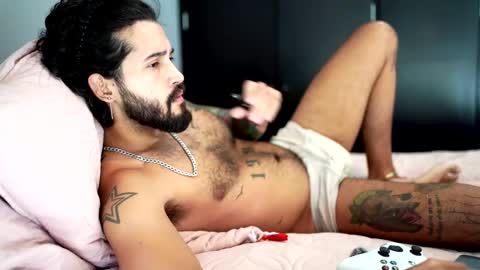 Snapshot of felix_candela chatting on January 19, 6:00 pm Felix Candela online show from January 19, 6:00 pm