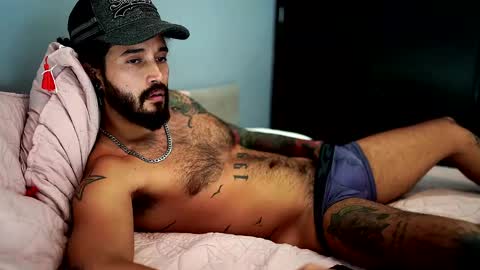 Snapshot of felix_candela chatting on January 23, 5:52 pm Felix Candela online show from January 23, 5:52 pm