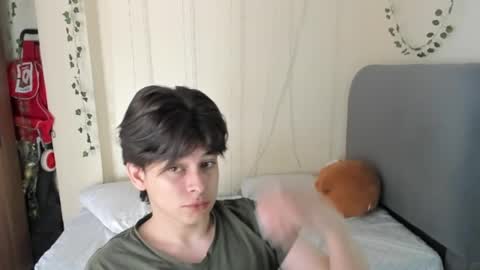 Snapshot of felix_leex chatting on February 27, 7:25 pm Felix leex online show from February 27, 7:25 pm