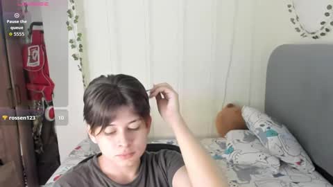 Snapshot of felix_leex chatting on March 21, 7:28 pm Felix leex online show from March 21, 7:28 pm