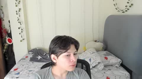 Snapshot of felix_leex chatting on March 28, 7:02 pm Felix leex online show from March 28, 7:02 pm