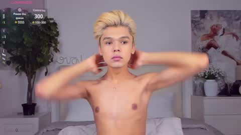 Snapshot of felix_rey chatting on March 5, 4:24 pm Felix online show from March 5, 4:24 pm