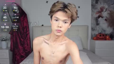 Snapshot of felix_rey chatting on October 29, 9:05 pm Felix online show from October 29, 9:05 pm