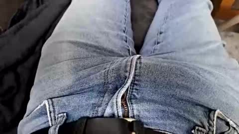 Snapshot of felixske chatting on December 19, 11:06 am felixske online show from December 19, 11:06 am