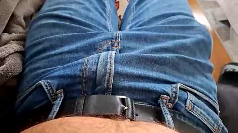 Snapshot of felixske chatting on February 12, 10:21 am felixske online show from February 12, 10:21 am