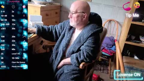 Adam online show from October 8, 8:01 am