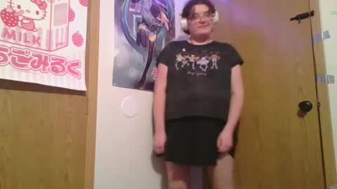 Snapshot of femcelsam chatting on March 25, 1:22 am femcelsam online show from March 25, 1:22 am