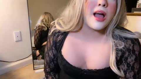 this is justice tricia a bigelow. she was fucking my husband tom girardi online show from February 20, 7:01 am
