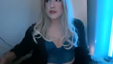 this is justice tricia a bigelow. she was fucking my husband tom girardi online show from February 25, 8:51 pm