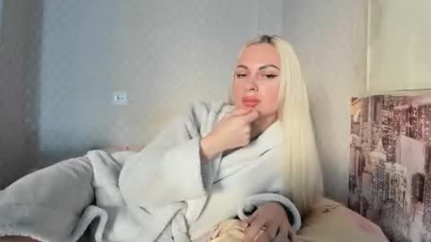 Snapshot of femida13 chatting on October 31, 12:06 pm femida13 online show from October 31, 12:06 pm