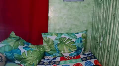 Snapshot of feminine_tsx chatting on January 29, 10:58 am feminine_tsx online show from January 29, 10:58 am