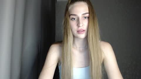 Femke online show from January 8, 7:56 pm