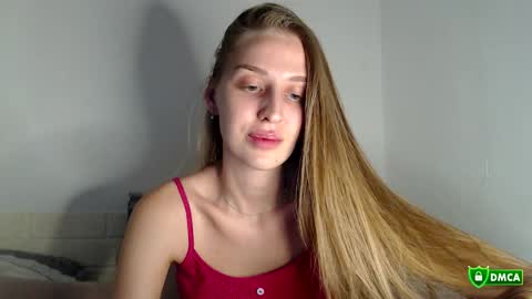 Snapshot of femkedejager chatting on September 21, 8:21 pm Femke online show from September 21, 8:21 pm