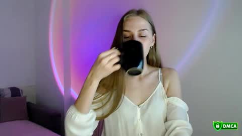 Snapshot of femkedejager chatting on October 25, 2:13 pm Femke online show from October 25, 2:13 pm