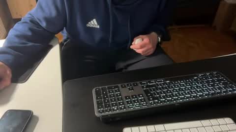 Snapshot of feniopl1 chatting on February 18, 6:26 pm Bart online show from February 18, 6:26 pm