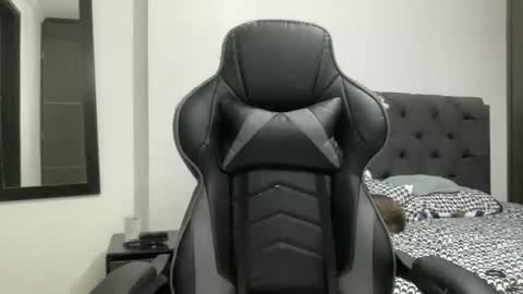 Fenix Golden17 ---- Every night after 2200 time Colombia online show from October 25, 5:15 am