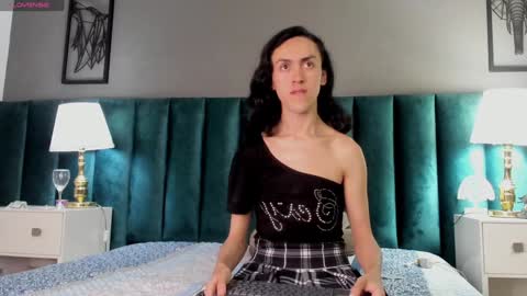 Snapshot of fenix_karoll chatting on December 7, 12:02 pm Karol online show from December 7, 12:02 pm