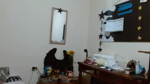 Snapshot of fenixmfx chatting on October 17, 6:32 pm Fenix online show from October 17, 6:32 pm