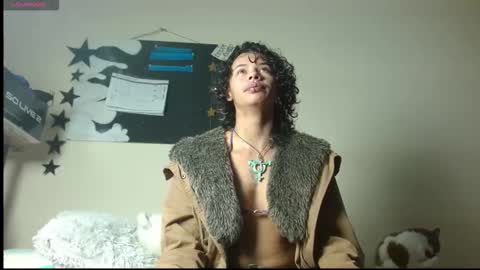 Snapshot of fenixmfx chatting on November 15, 11:43 pm Fenix online show from November 15, 11:43 pm