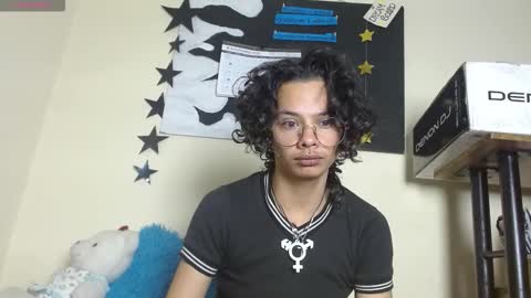 Snapshot of fenixmfx chatting on November 30, 8:02 pm Fenix online show from November 30, 8:02 pm