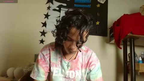 Snapshot of fenixmfx chatting on December 4, 7:22 pm Fenix online show from December 4, 7:22 pm