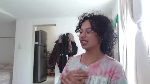 Snapshot of fenixmfx chatting on February 25, 7:12 pm Fenix online show from February 25, 7:12 pm