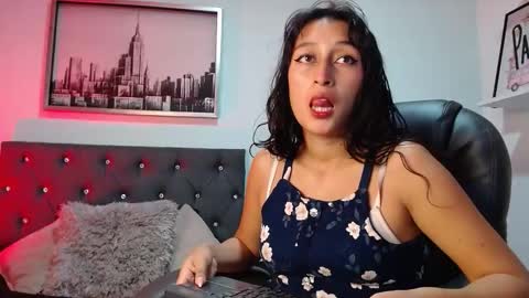 Snapshot of fenixx_19 chatting on February 24, 11:41 am Fenix online show from February 24, 11:41 am