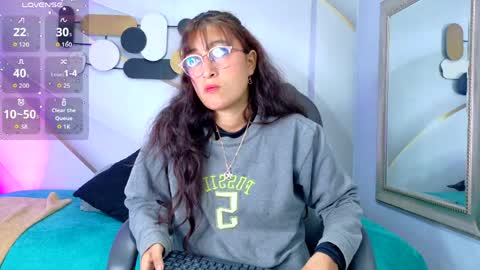 Snapshot of fenixx_19 chatting on May 21, 11:39 am Fenix online show from May 21, 11:39 am