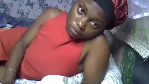 Snapshot of fentyafricana00 chatting on February 3, 4:54 am fentyafricana00 online show from February 3, 4:54 am