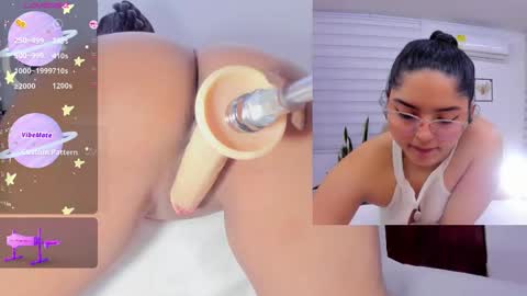 Luisa online show from February 24, 1:24 am