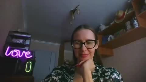 Snapshot of feraliss chatting on February 2, 11:31 am feraliss online show from February 2, 11:31 am