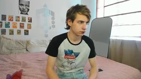 feralsyntax online show from March 31, 6:25 am